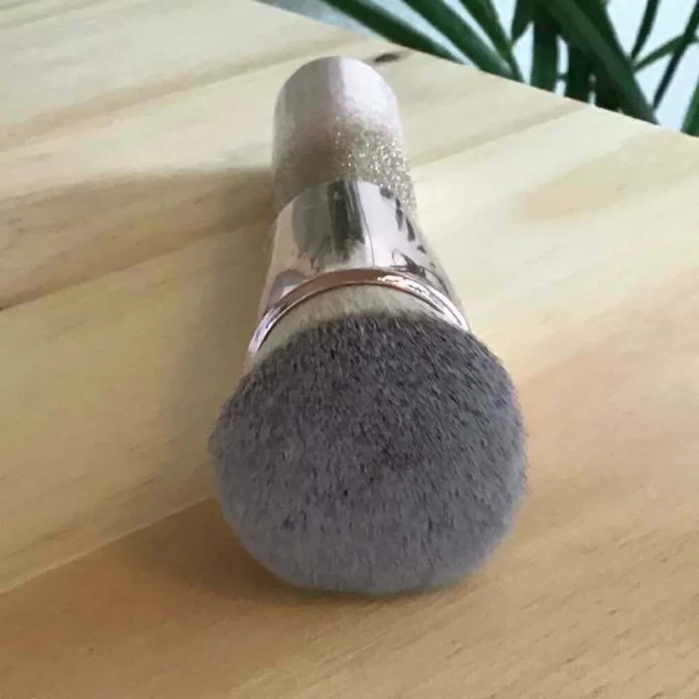 Doll 10 Kabuki Brush No. 9 - Brand New! Beautiful! BLING! LIMITED EDITION